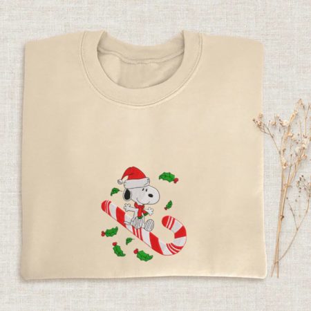 Unisex Christmas Embroidery Sweatshirt - Snoopy's Festive Custom Embroidery, Y2K Style Delight