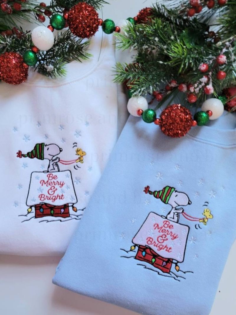 Unisex Snoopy and Woodstock Holiday Embroidered Sweatshirt Hoodie - Y2K Festive Fashion